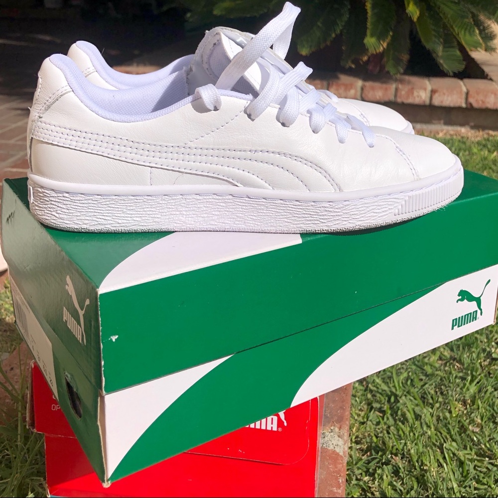 ⭐️PUMA SNEAKERS⭐️